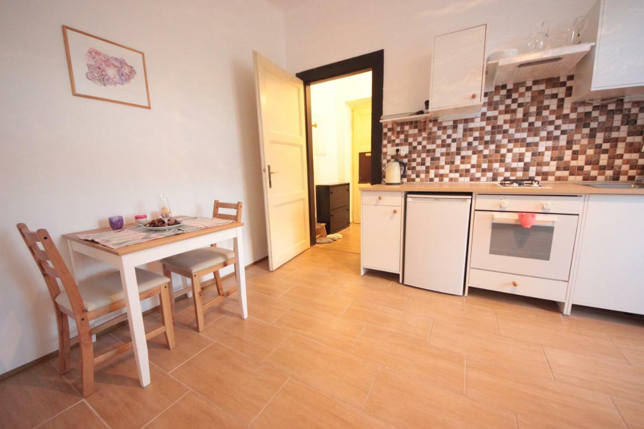 Gallery Apartment Praag Buitenkant foto