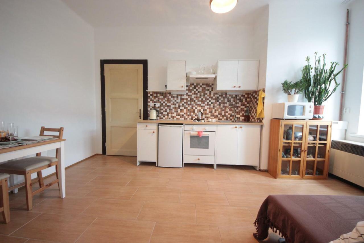 Gallery Apartment Praag Buitenkant foto